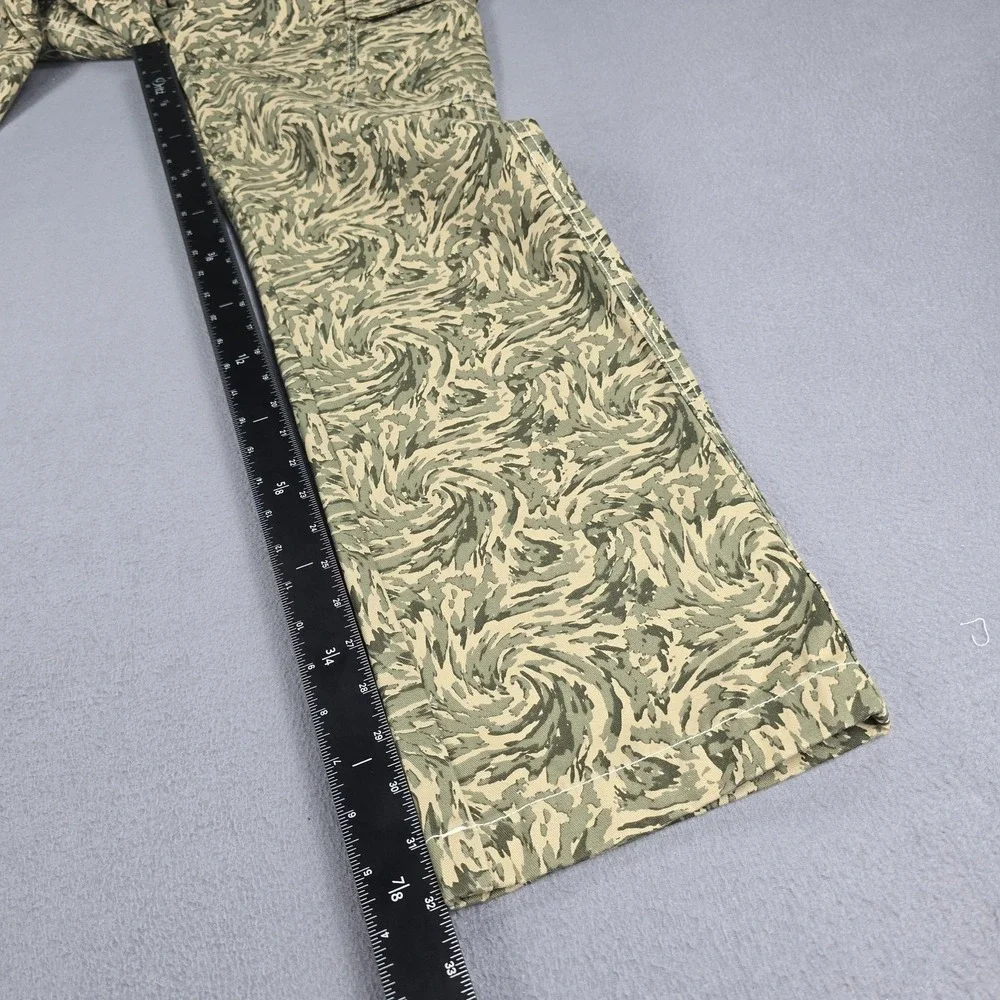 True Religion Cargo Pants Mens 28x31 Green Abstract Camo SN Straight Leg Utility